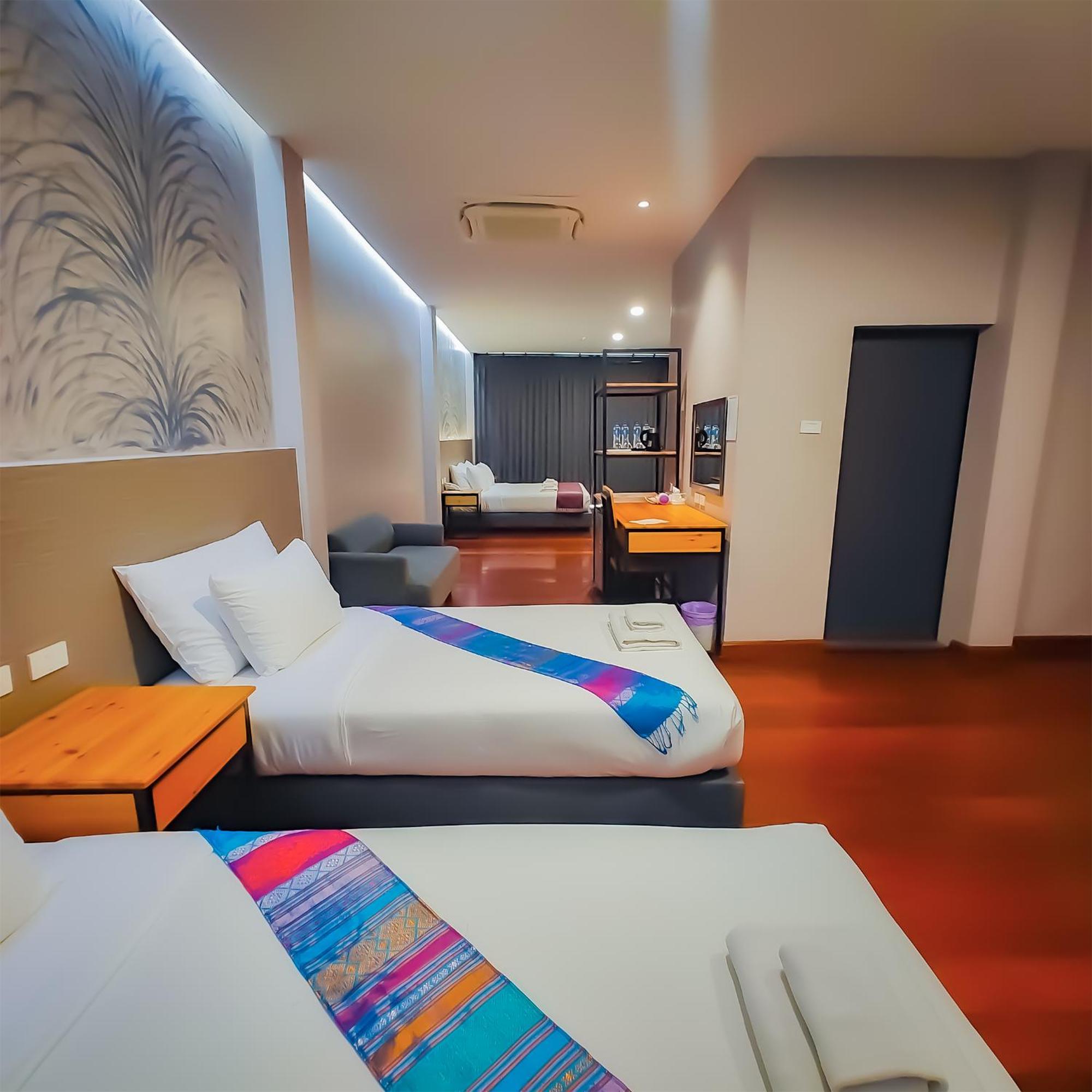 The Riva Vientiane Hotel エクステリア 写真
